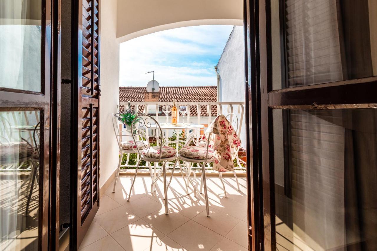 Sunny Beach Apartment Lavica Podstrana Exteriör bild